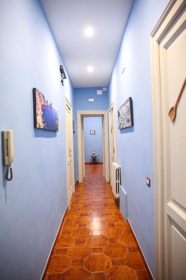Non Ci Resta Che Napoli Bed & Breakfast ภายนอก รูปภาพ