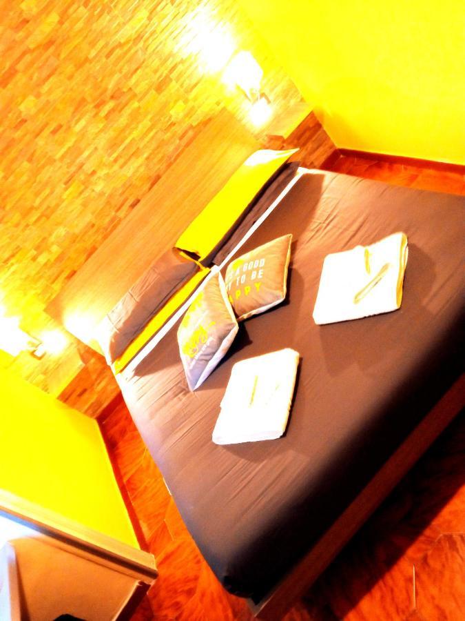 Non Ci Resta Che Napoli Bed & Breakfast ภายนอก รูปภาพ