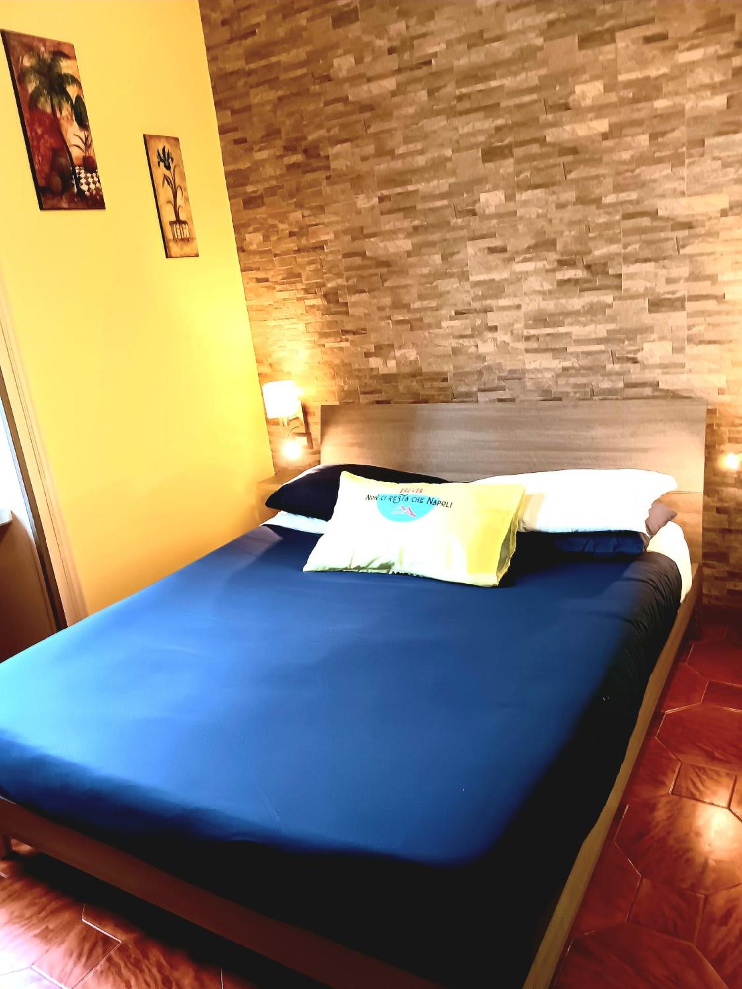 Non Ci Resta Che Napoli Bed & Breakfast ภายนอก รูปภาพ